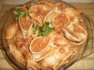 Lumaconi-cu-sardine-in-sos-tomat-3