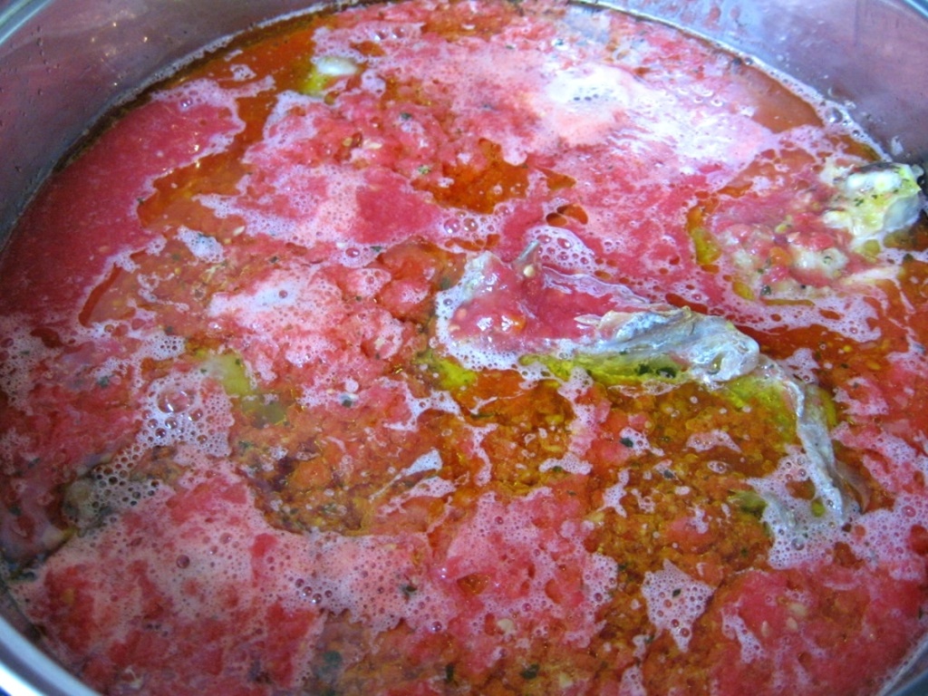 Pui-fraged-sos-picant-rosii-ardei-copt-3
