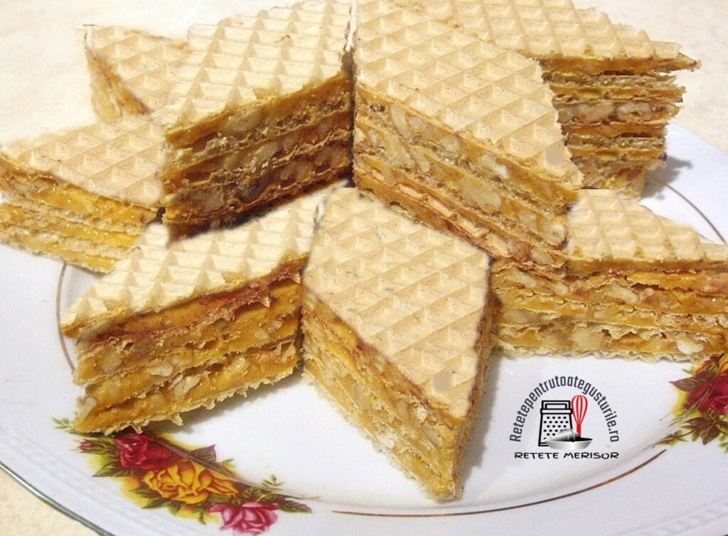 Napolitane cu crema caramel si nuci Napolitane cu crema caramel si nuci