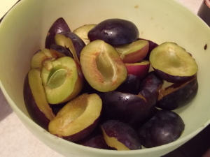 prajitura-bicolora-cu-prune-1