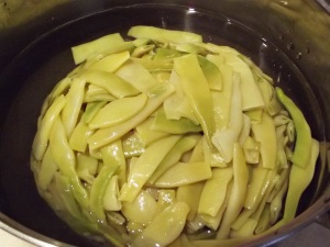 Fasole-verde-cu-ghebe-si-usturoi-1