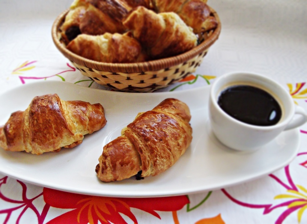Croissante-cu-ciocolata-9