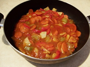 Legume-trase-la-tigaie-cu-sos-de-rosii-6