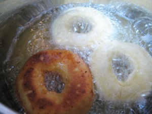 Papanasi prajiti in ulei Papanasi prajiti in ulei