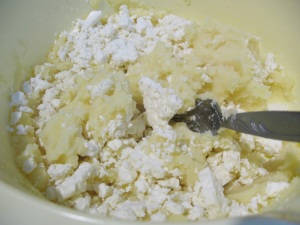 Chifle-cu-branza-si-cartofi-3