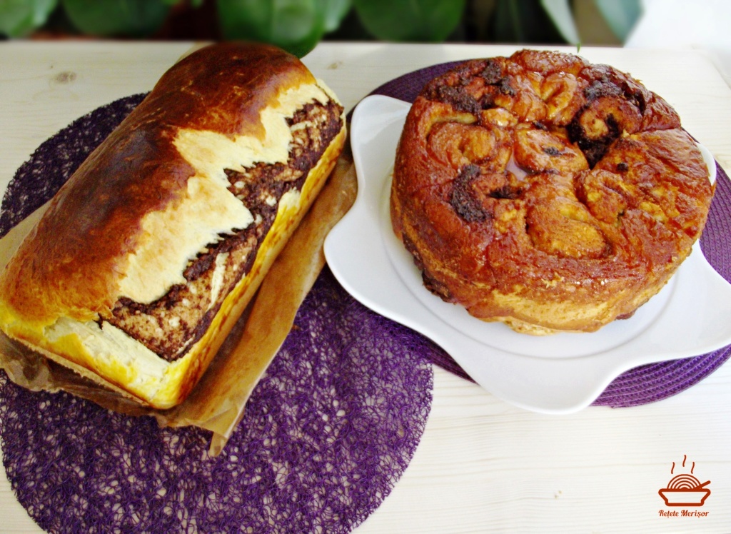 Cozonac cu zahar caramelizat pe platou si cozonac clasic pe hartie de copt
