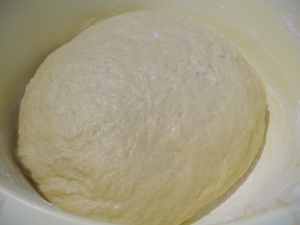 Aluat de cozonac in bol