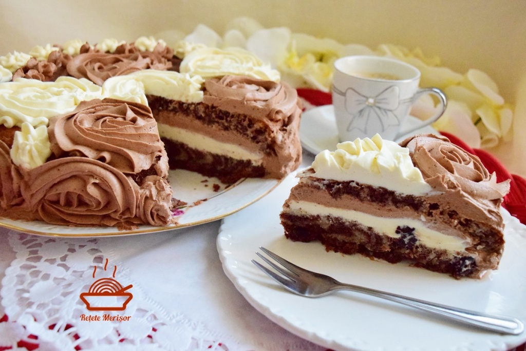 Tort Duo Chocolat, cu blat si creme in doua culori portionat