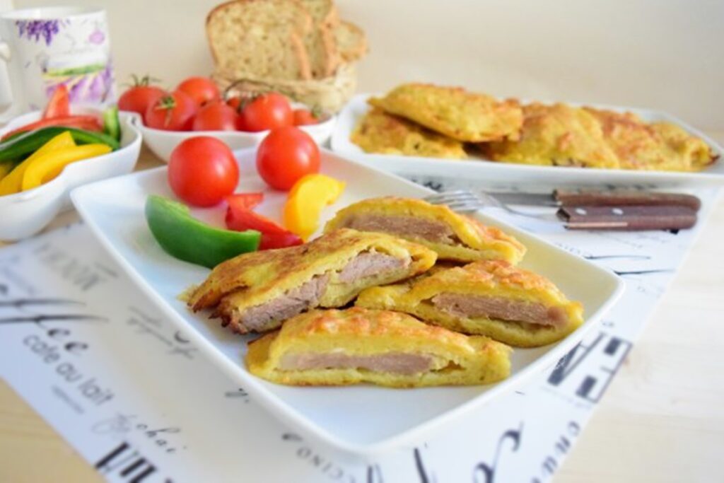 Snitele de porc in crusta de cartofi