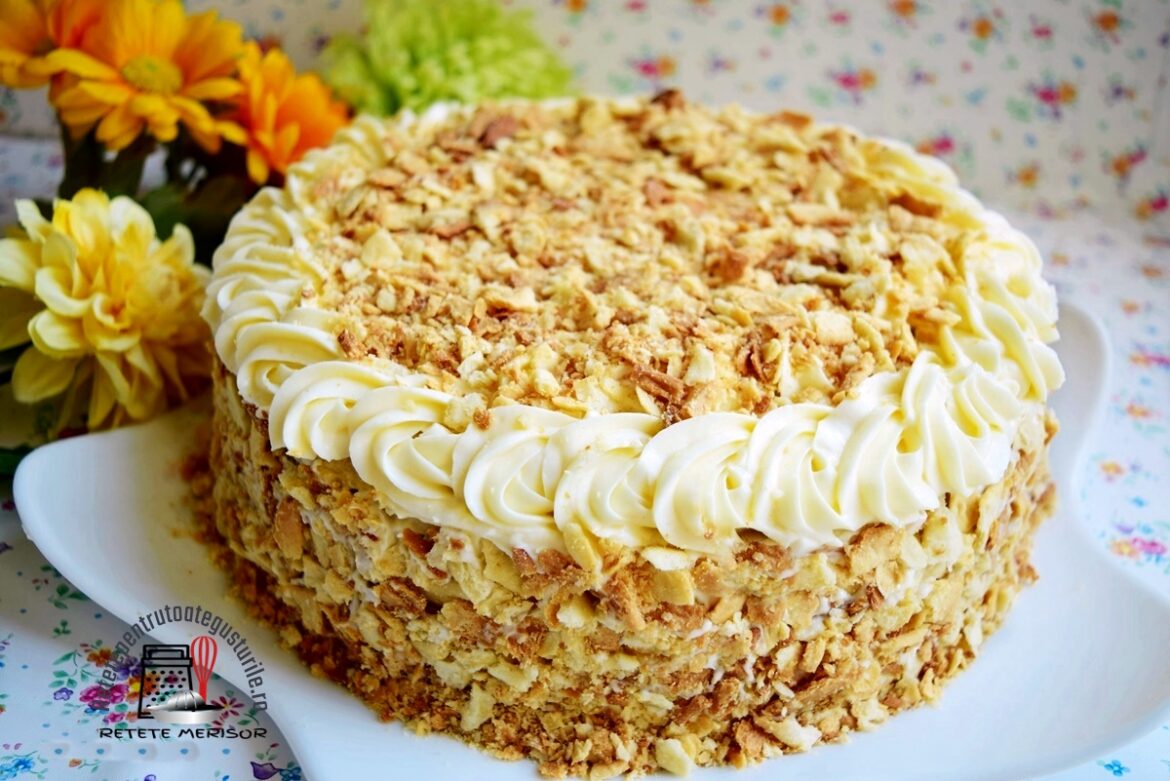 Tort Napoleon cu dulceață de coacăze negre Tort Napoleon cu dulceață de coacăze negre