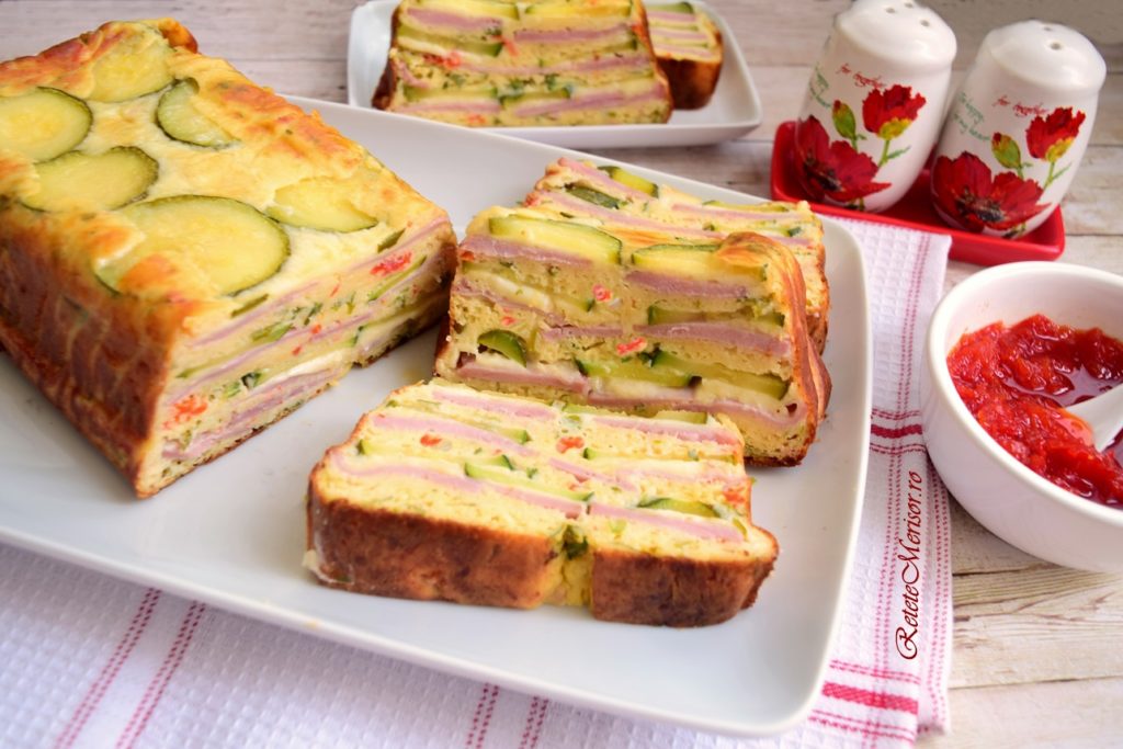 Chec aperitiv cu șuncă presată și zucchini