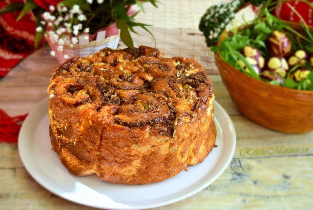 Cozonac Rosenkranz sau Cozonac cu zahăr caramelizat