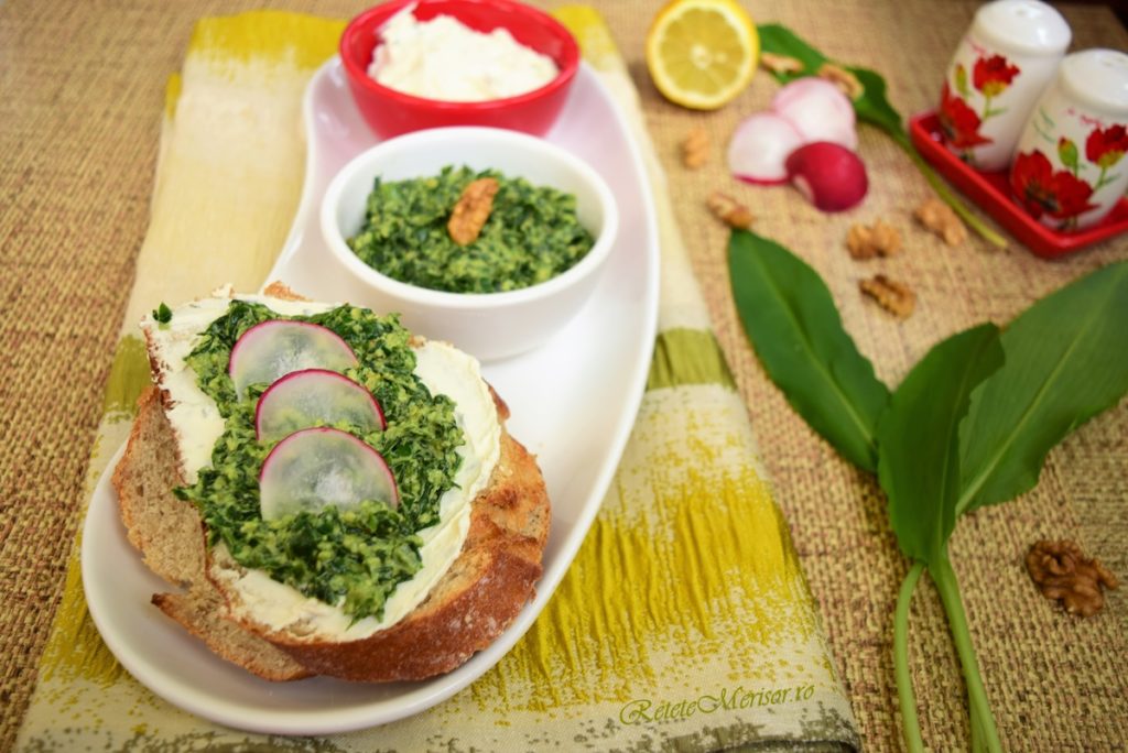 Pesto de leurdă cu nuci și ulei de in