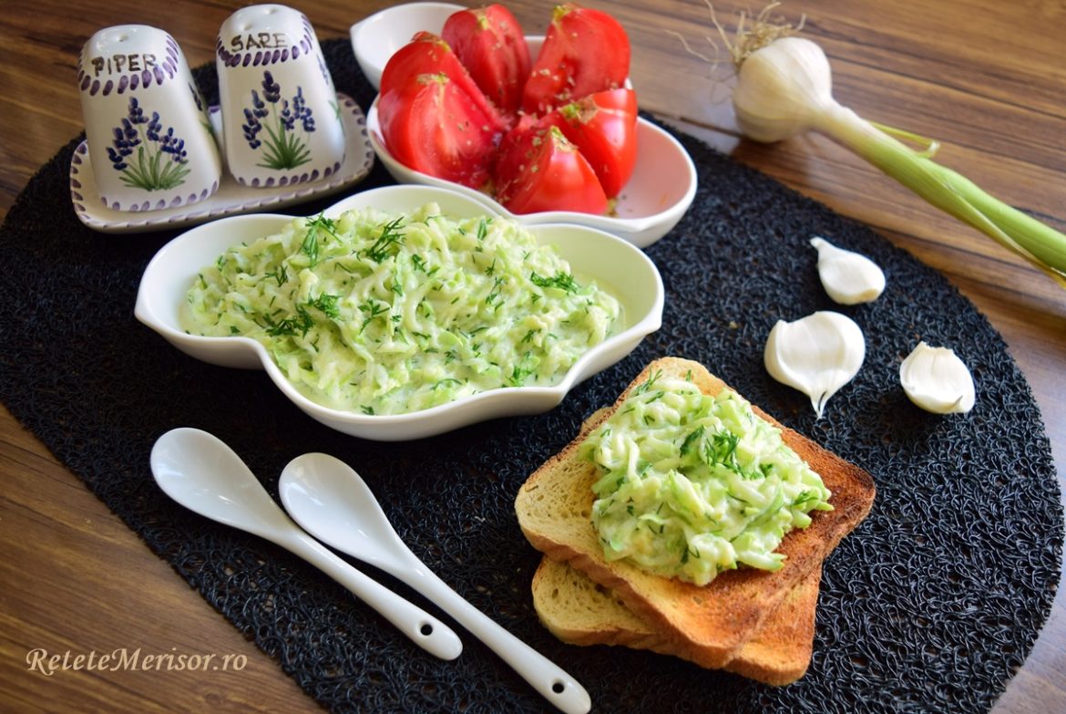 salata-de-dovlecel-cu-maioneza-si-iaurt-1