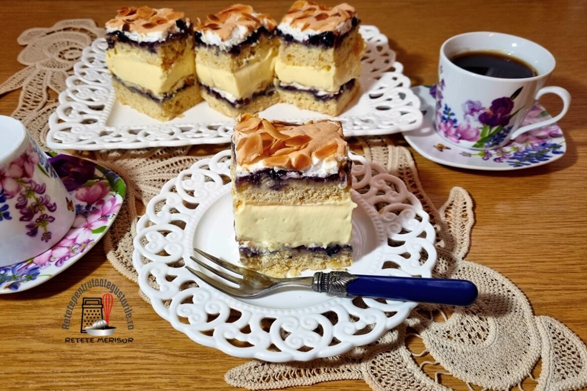 Prăjitura Pani Walewska porționată pe un platou alb dantelat și pe o farfurie albă dantelată cu furculiță, alături de două cești de cafea