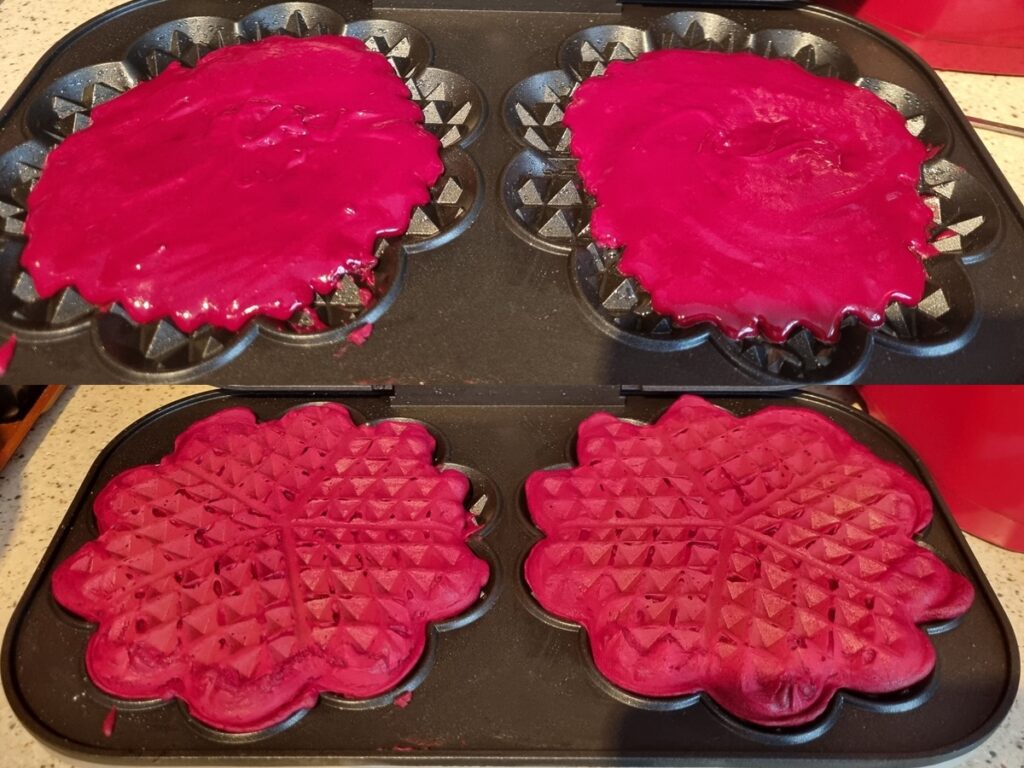 Colaj de poze cu pașii de preparare vafe red velvet